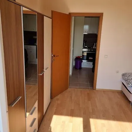 Apartment Sunny Family 302,