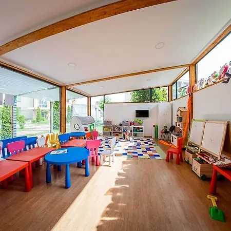 Apartman Sunny Family 302, *