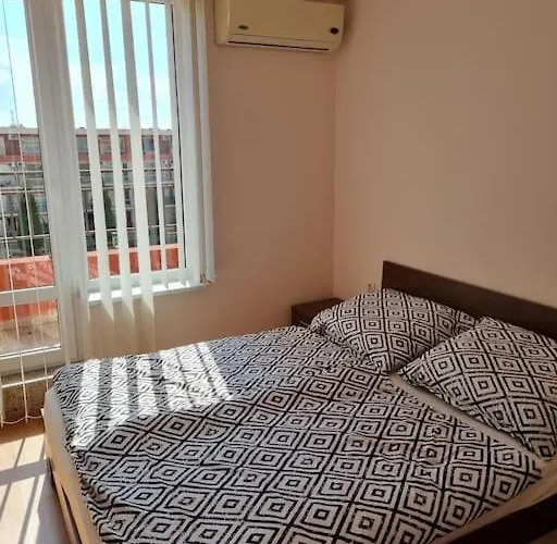 Sunny Family 302, * 阳光海滩