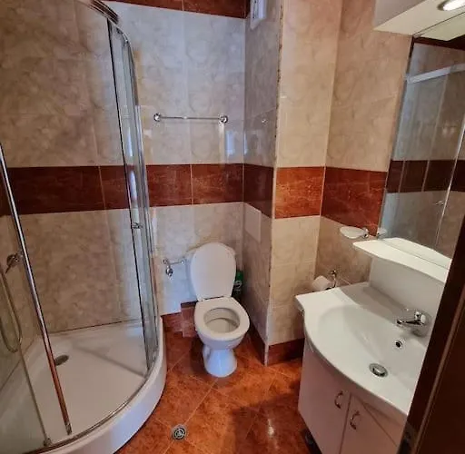 Sunny Family 302, 公寓